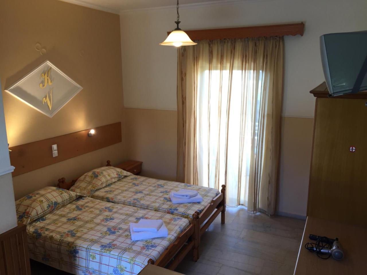 Eleni Apartments อาร์ริลลาส ภายนอก รูปภาพ